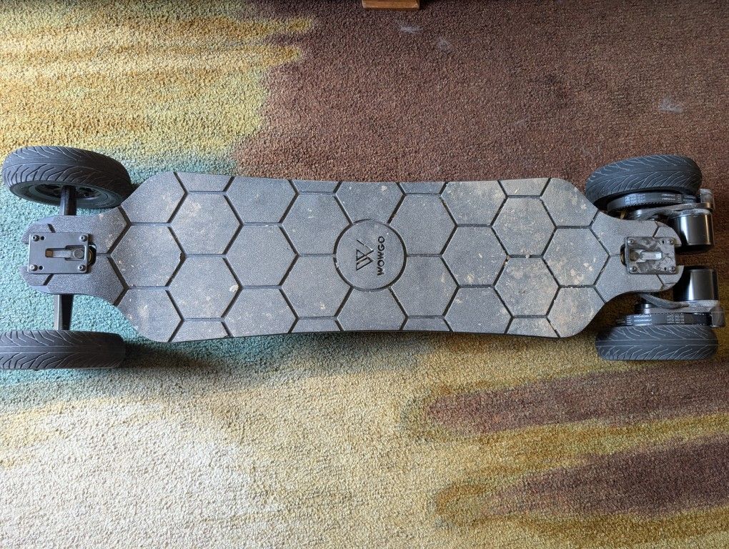 Evolve GT2 All Terrain electric Skateboard 