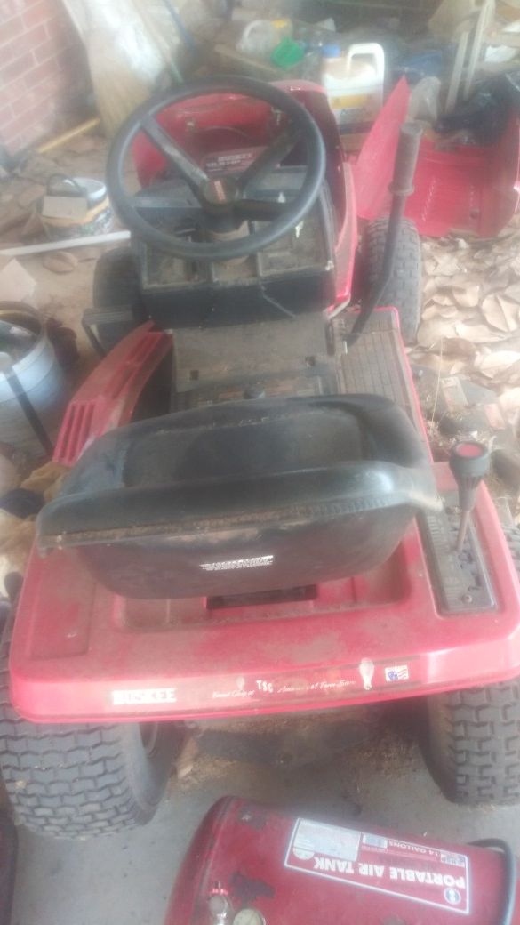 15.5 hp huskee lawnmower needs carburetor worked on