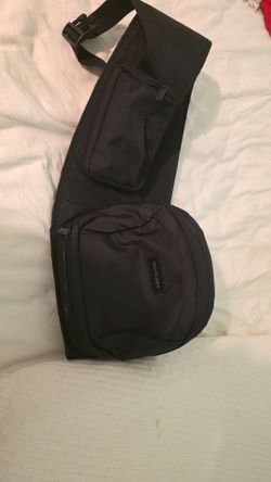 Momcozy hip carrier