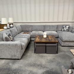 3pc Sectional w/ Cupholders
