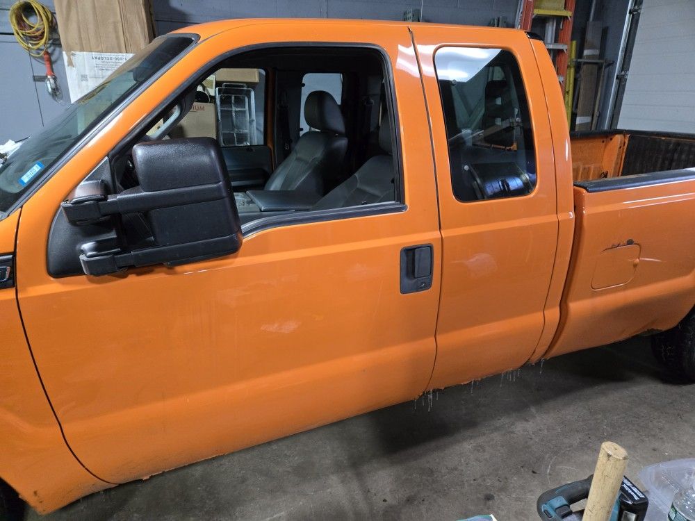 2011 Ford F250 PARTS