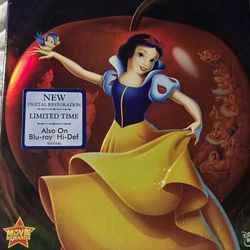 Walt Disney Snow White 