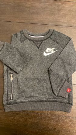 NIKE crew neck pullover 3T