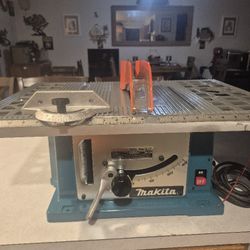 Makita Table Saw 2708
