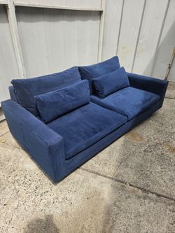Free Delivery | West elm sofa