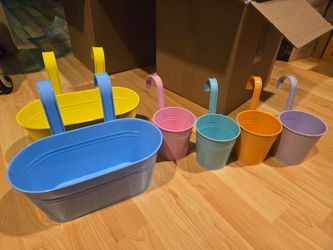 Colorful Metal Hanging Planter Pots Set