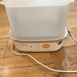 Tommee Tippee Electric Steam Sterilizer