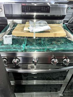 Samsung - 30 in. Wide 5 Burner 6.0 cu. ft. SmartThings