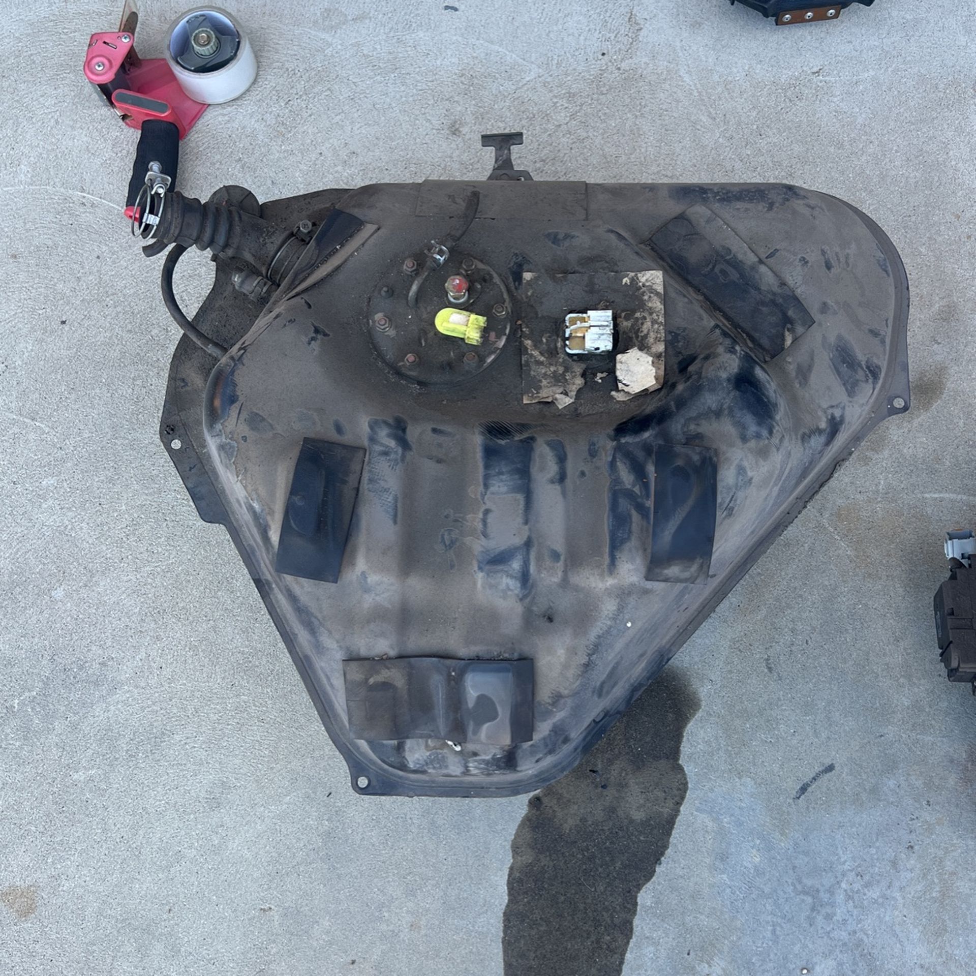 Honda Oem Del Sol Fuel Cell Gas Tank Sr2 Eh6 Eg2 Eg1 Ref #: 003 Tank, Fuel Part Number: 17500-SR2-A31