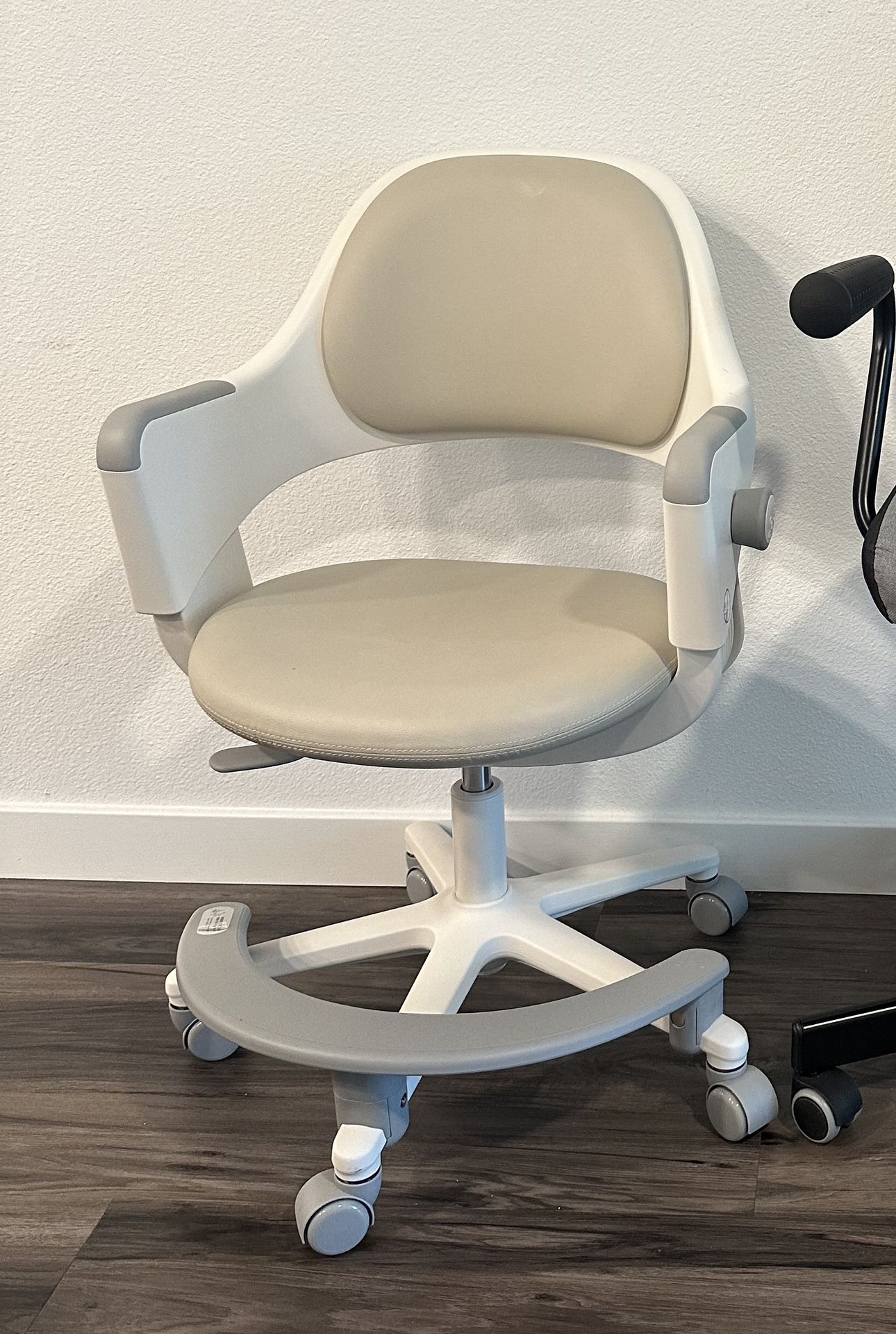 Kid Desk Chair