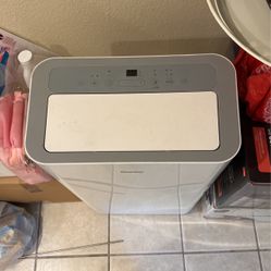 Air conditioning unit like new
