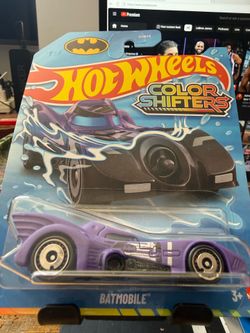 Hot wheels Keaton Batmobile