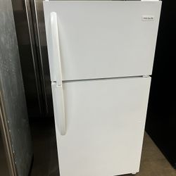 Frigidaire 14 Cu Ft Top Freezer Refrigerator Apartment Size 