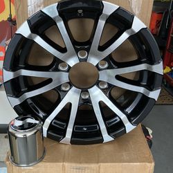 4 Brand New Heavy Duty Camper Rims With Center Caps