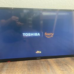 For Sale p re-owned 32-inch Toshiba Smart Fire TV LCD (LED) HD, with 720p resolution + Original remote.