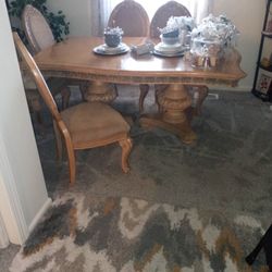 Dining Room Table Has 6 Chairs&leaf Section Which Extends. Out Making It Longer Great Shape Very Heavy