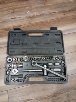 Socket set