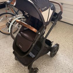 Nuna Demi Grow Stroller 