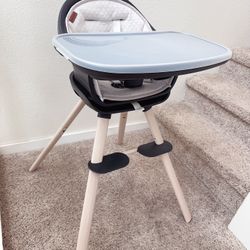 Maxi-Cosi® - Moa 8-in-1 Adjustable Highchair Excellent Condition It Comes Home No Smoke