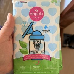 FREE PUMP WIPES, MILK BAGS, NURSING PADS 