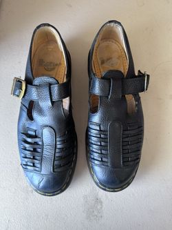 Men’s Dr Martens Shoes Size 8
