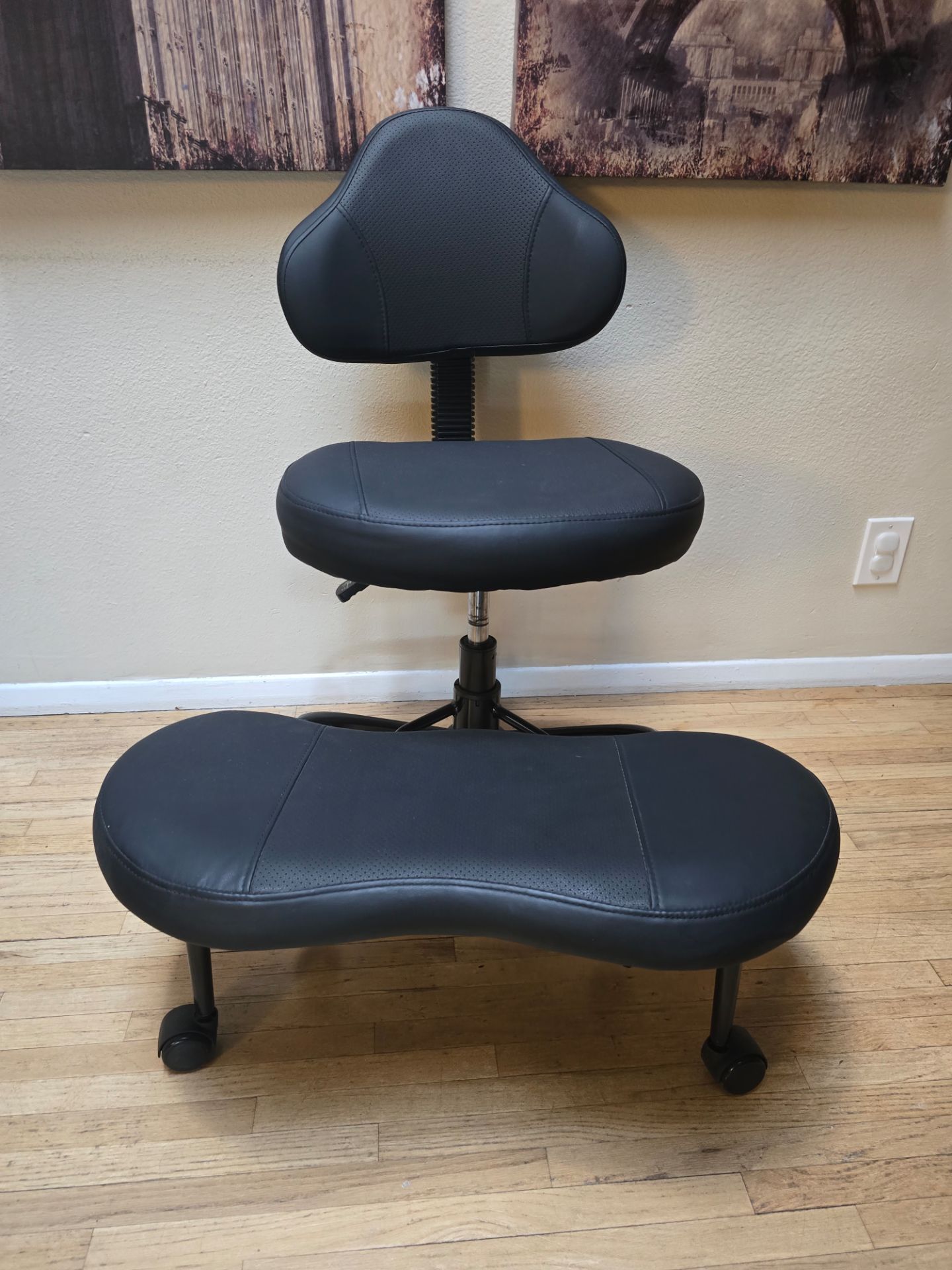 Criss cross office chair