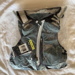 Women’s Nike Trail Kiger Run Vest - Hydration Pack Bottles - NEW size M/L