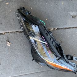 2018-2021 Toyota Camry Left Side Headlight