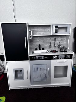 BCP Play Kitchen