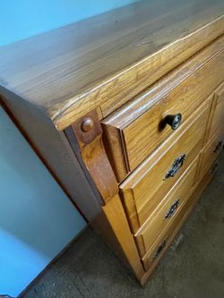 Bedroom Set- Early American