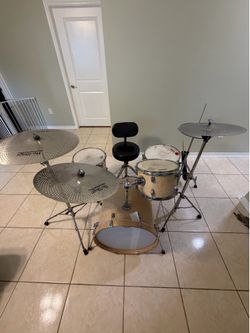Drum set