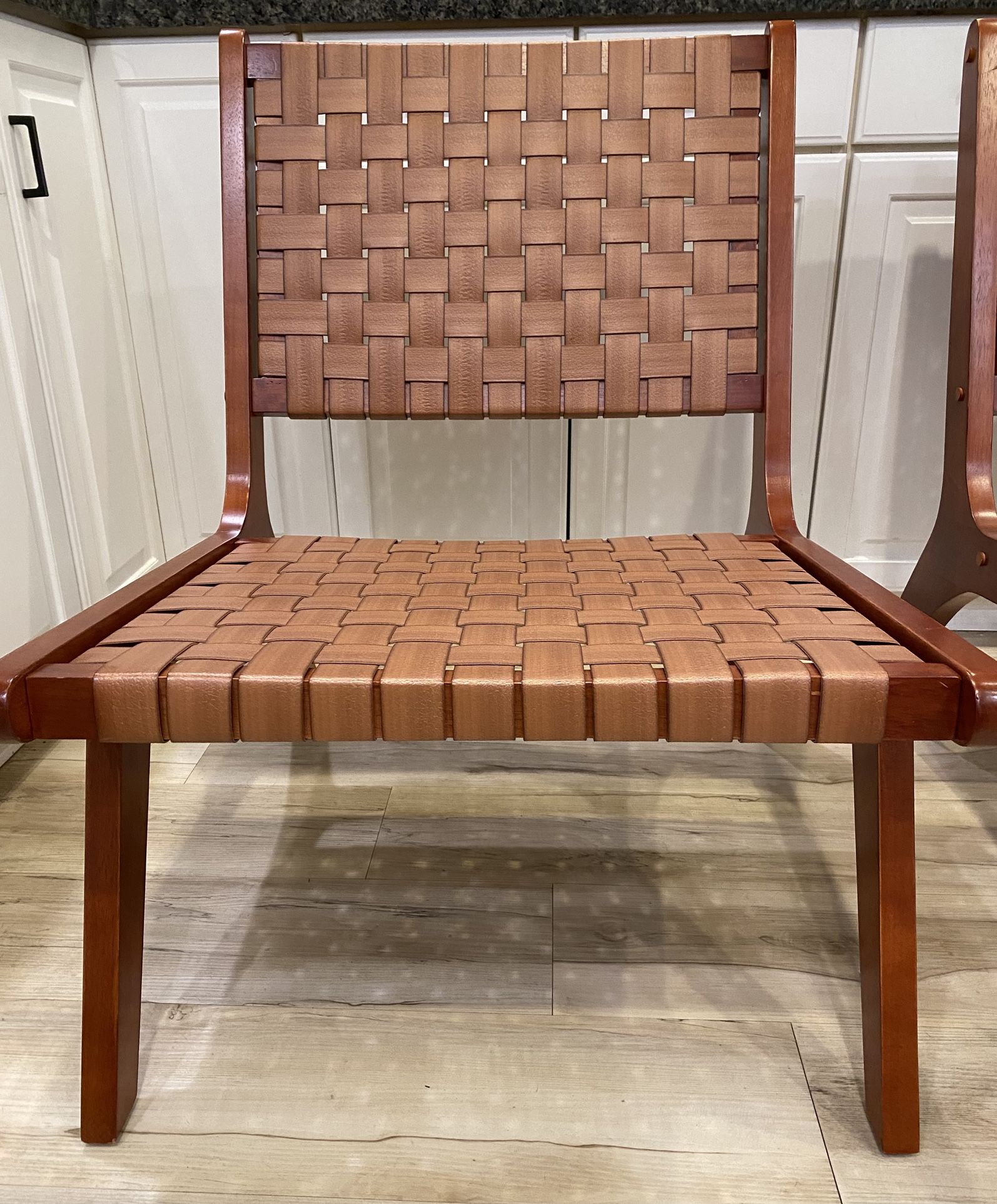Mid Century Woven Accent Chair 