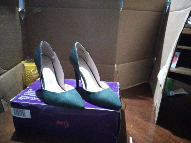 Ladies High Heel Shoes