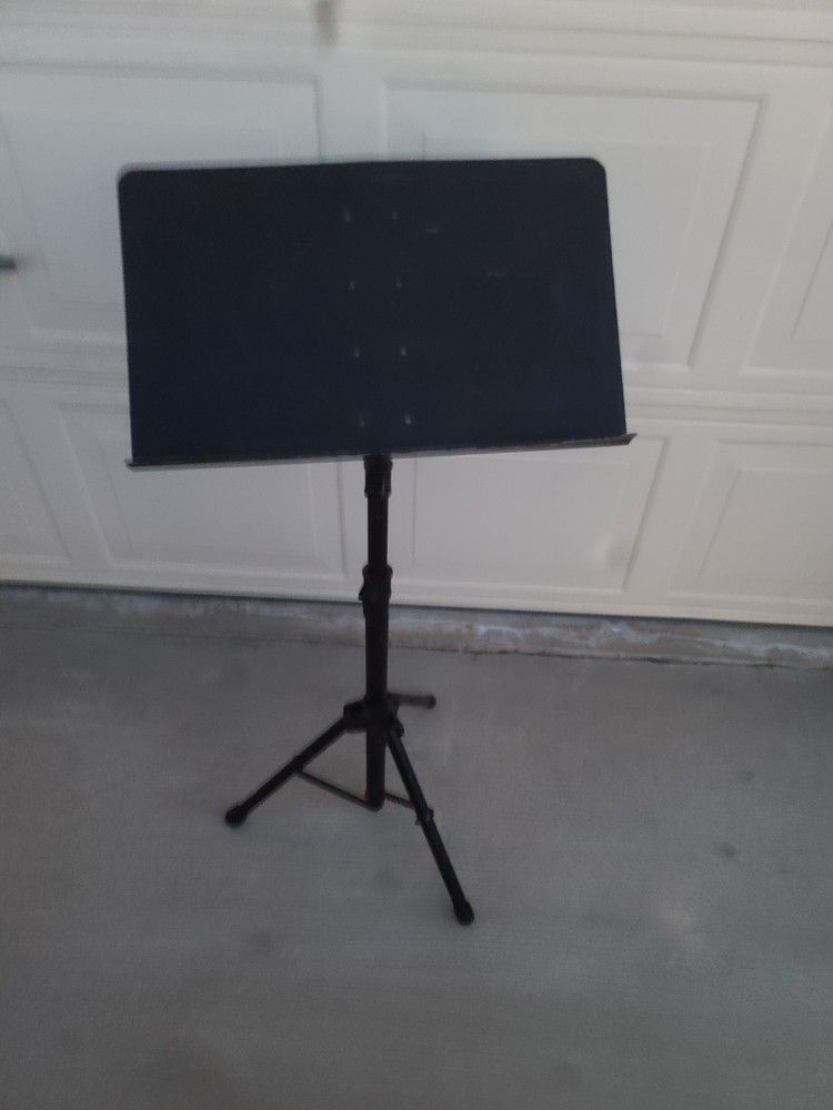 Professional Music Stand by PROLINE 