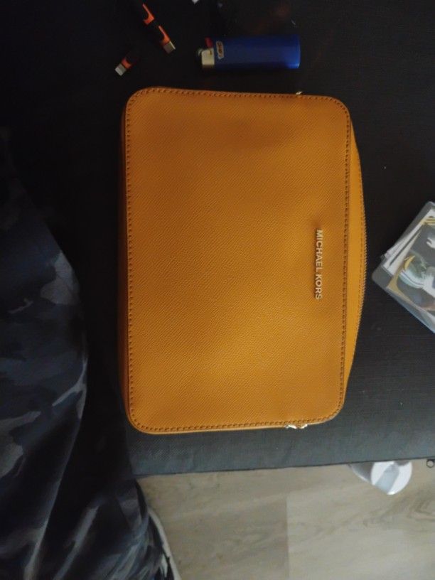 Michael Kors Should Bag