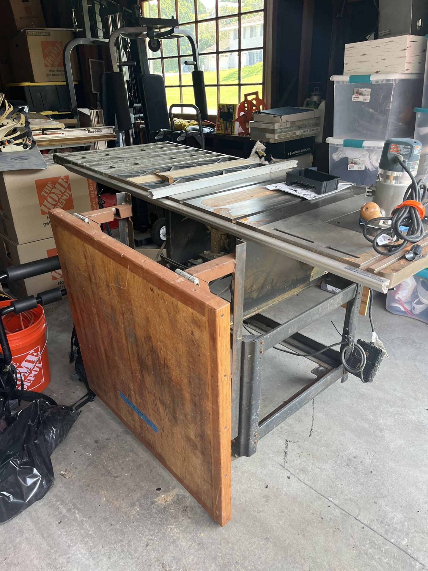 Heavy Duty Table Saw with Router and Router Extension