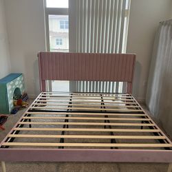 King Size Bed Frame Almost New 