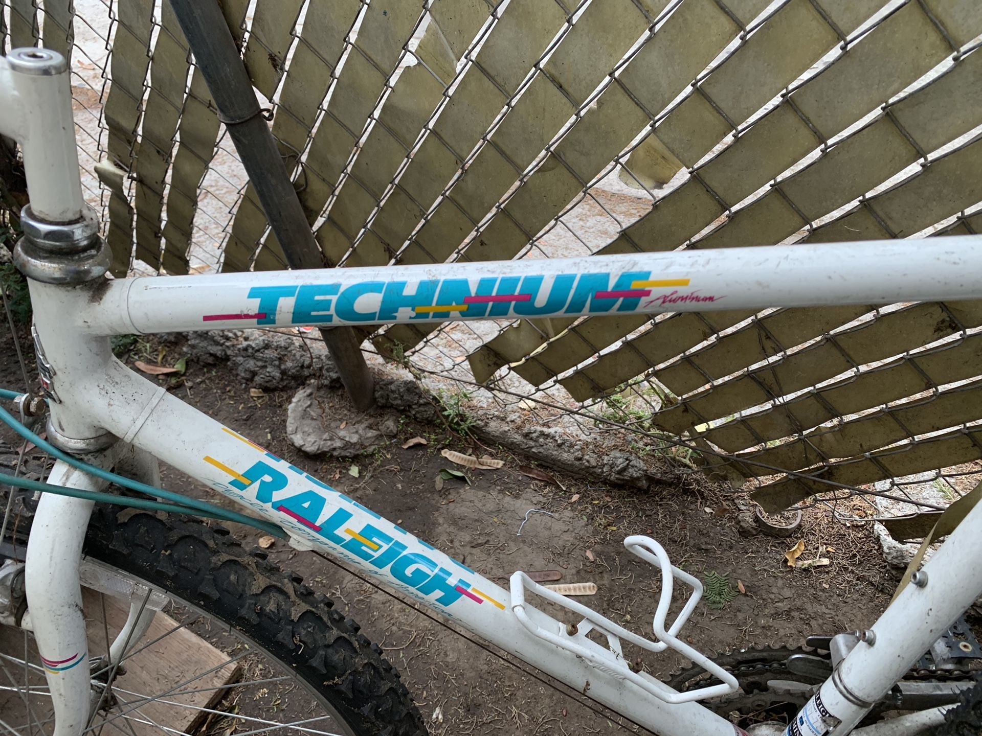 Raleigh chill mountain bike new arrivals