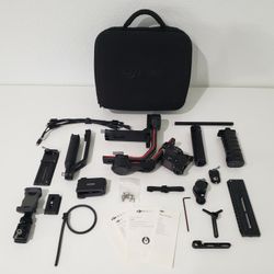 DJI RS3 Pro Combo Gimbal