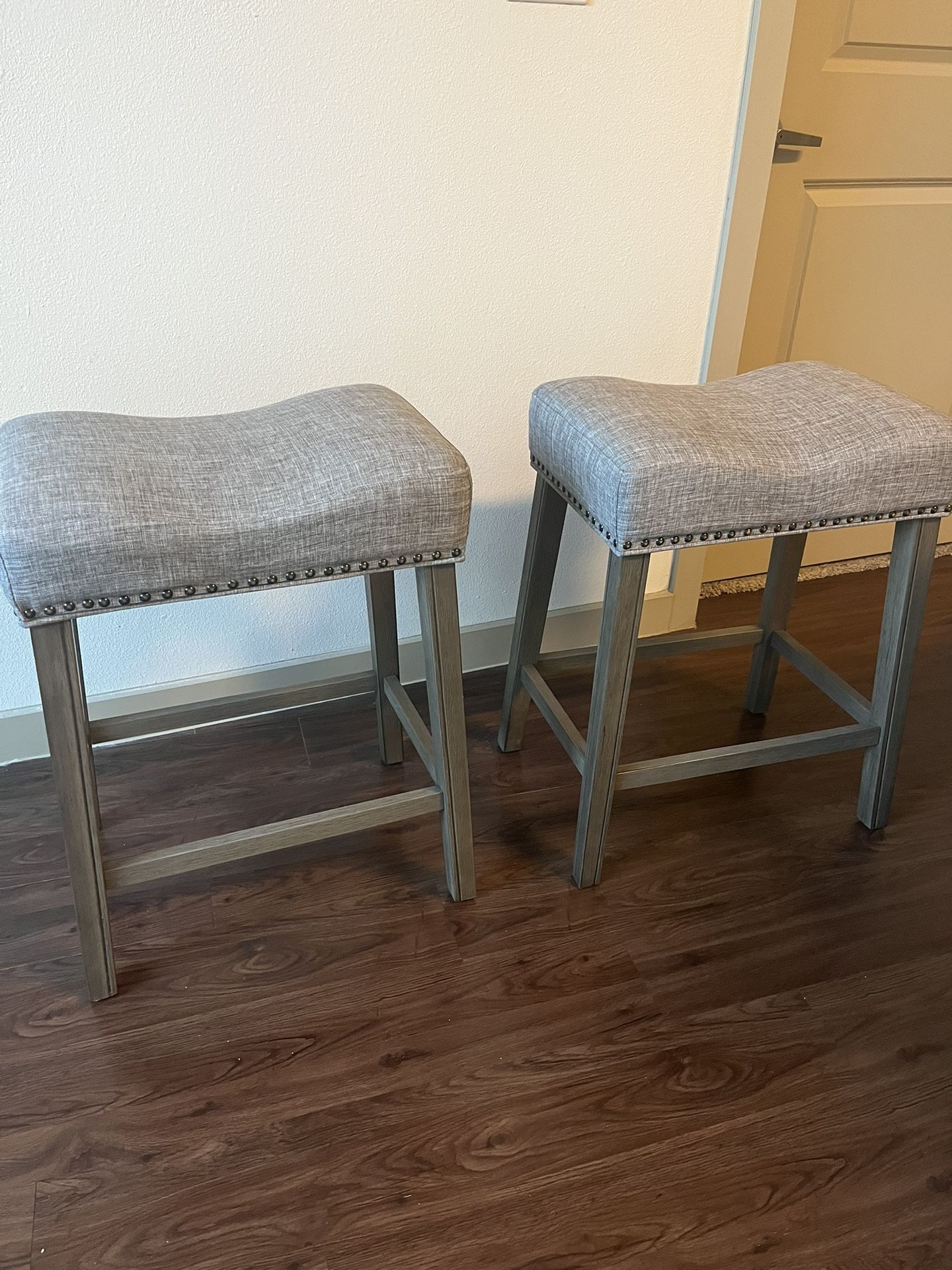 Bar Stools (2) for Sale in San Antonio, TX OfferUp