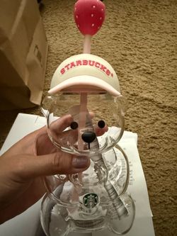 Starbucks Bearista strawberry 2026