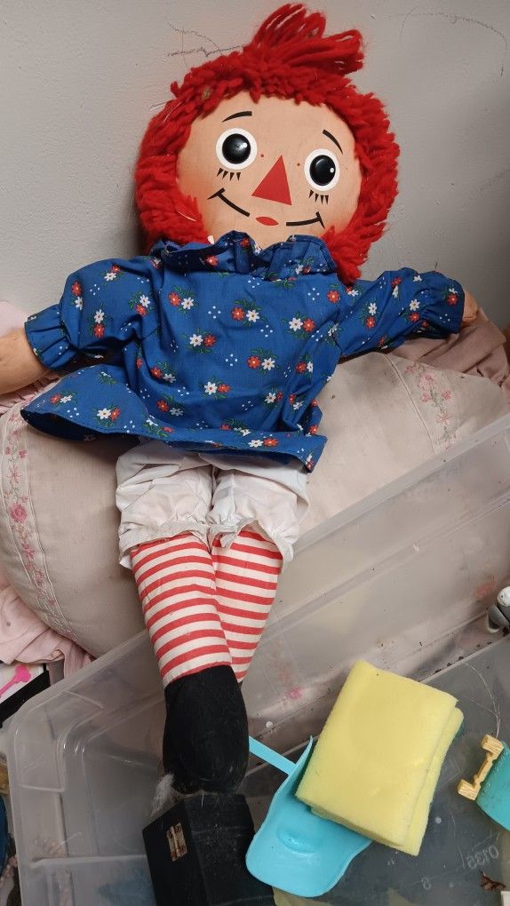 Vintage Raggedy Anne Doll