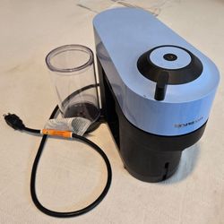 Nespresso Espresso Machine DeLonghi Pacific Blue