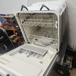 Whirlpool Dishwasher 