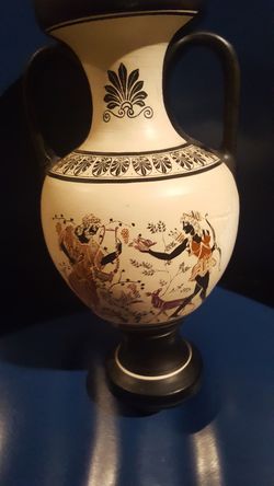 Eygpian vase