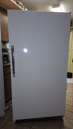 Freezer upright 19.5 cubic feet