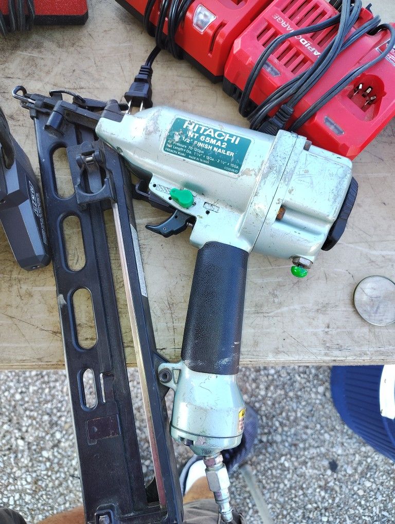 Finish Nailer