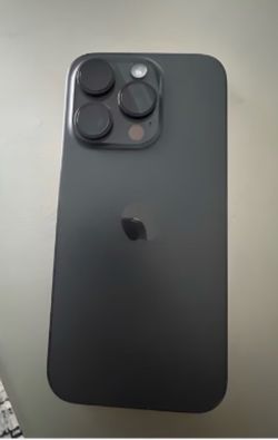 iPhone 15 max pro with iPods gen2