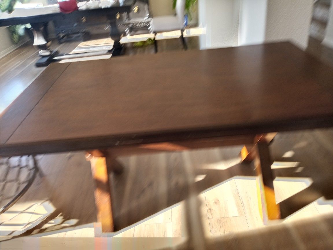 $40 4ft X 3ft STURDY DINING TABLE
