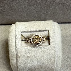 Gold Diamond Ring 